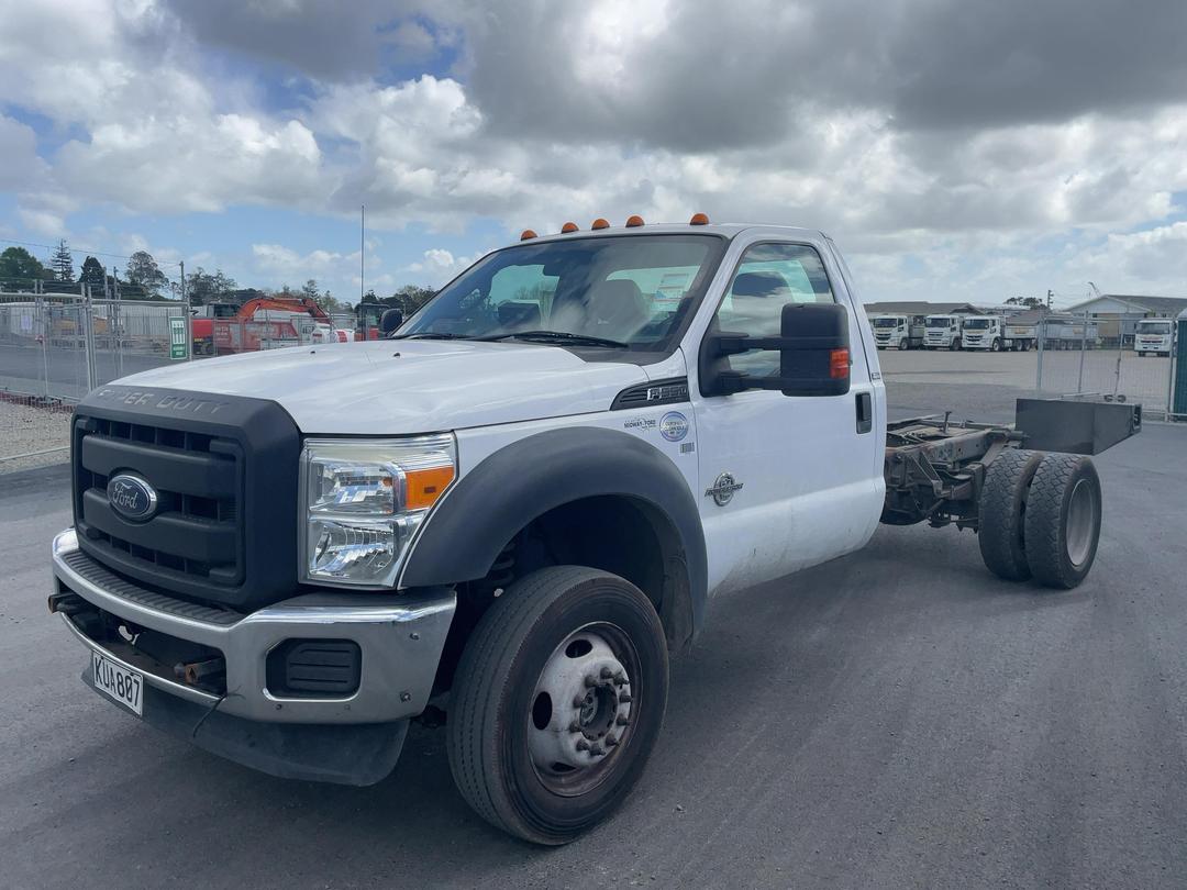 Photo '20' of Ford F550 Cab Chassis