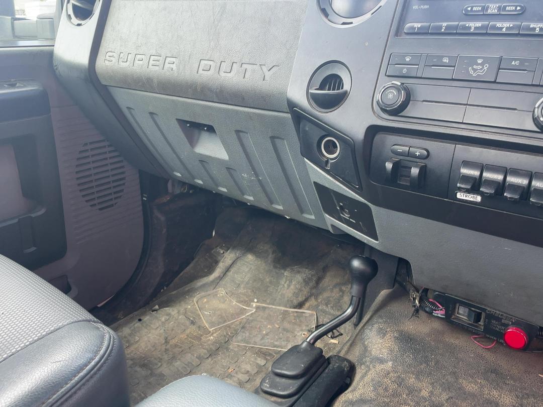 Photo '15' of Ford F550 Cab Chassis