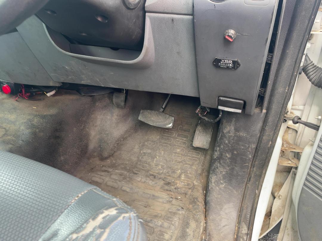 Photo '18' of Ford F550 Cab Chassis