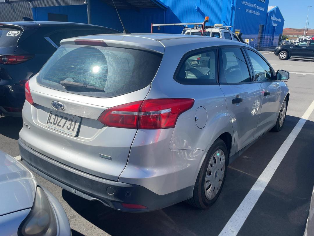 Photo '6' of Ford Focus Ambiente Wagon