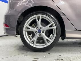 Photo '12' of Ford Focus