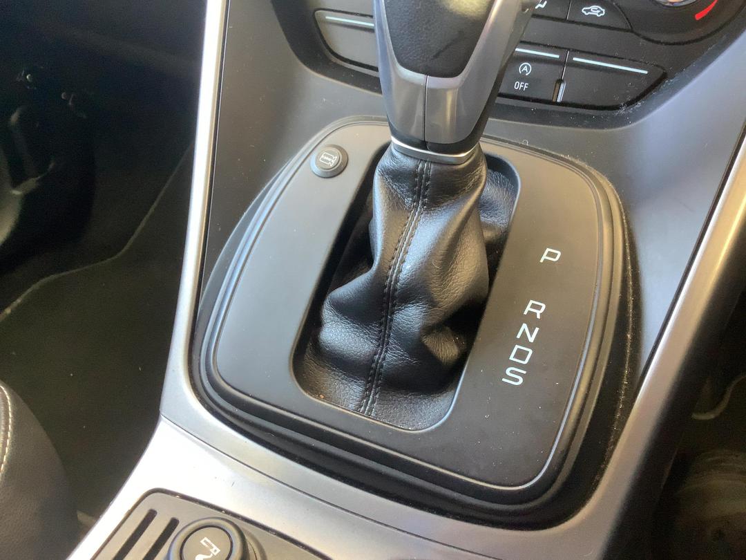 Photo '19' of Ford Kuga