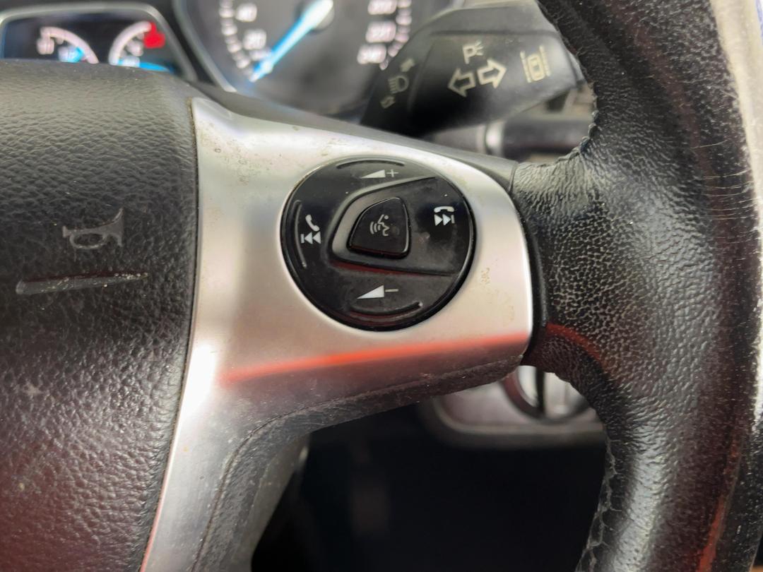 Photo '24' of Ford Kuga