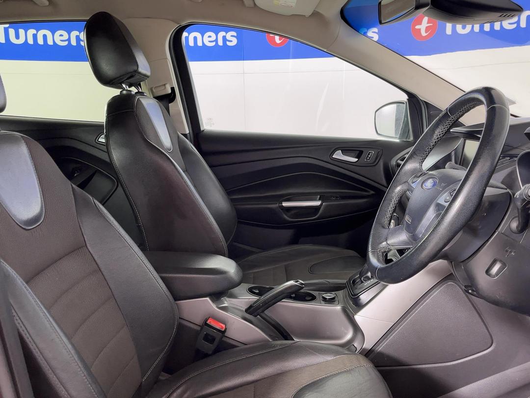 Photo '16' of Ford Kuga
