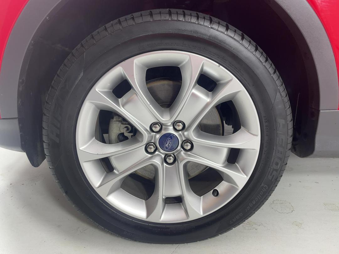 Photo '10' of Ford Kuga