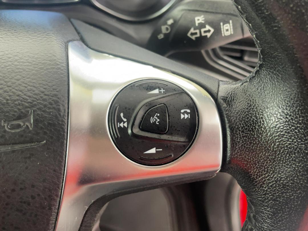 Photo '23' of Ford Kuga