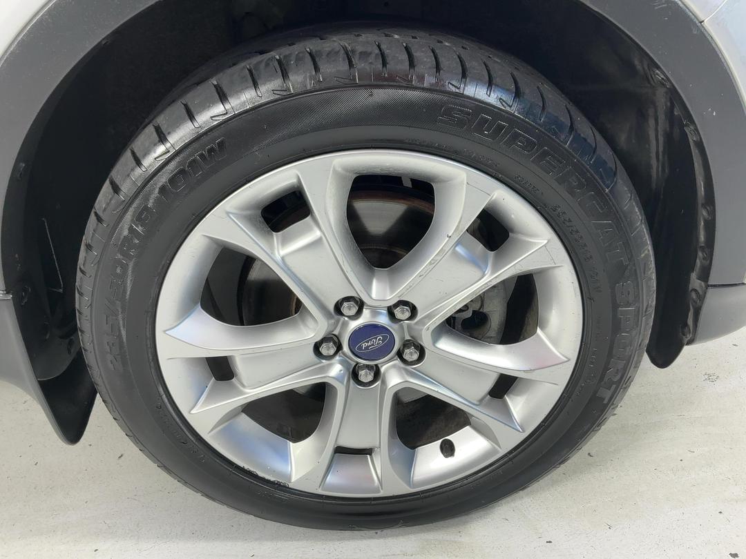 Photo '9' of Ford Kuga
