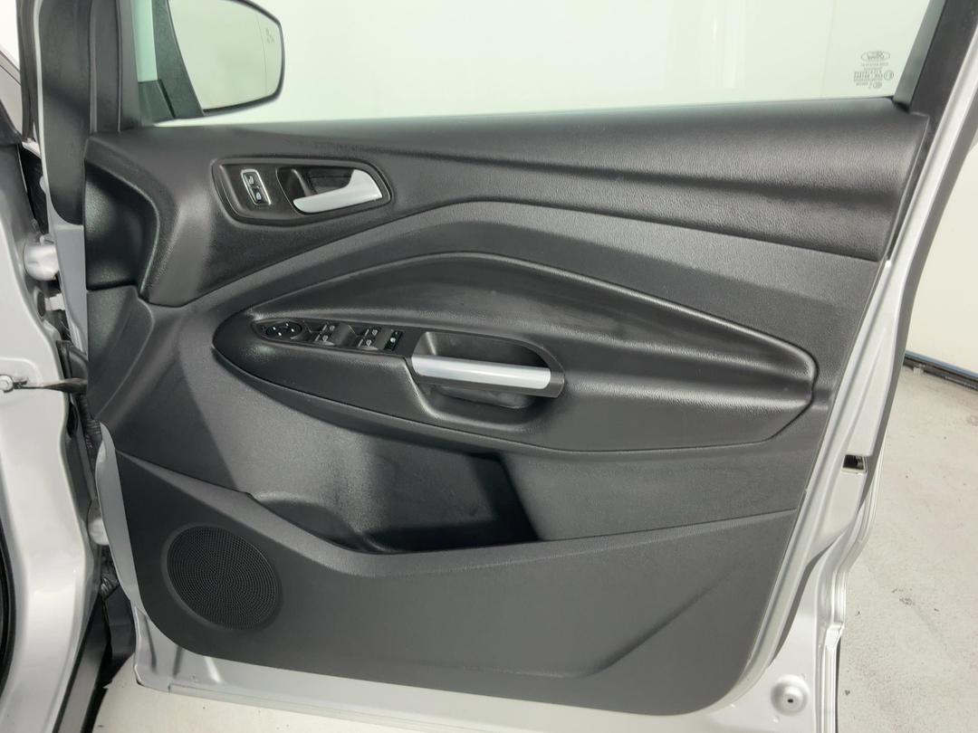 Photo '15' of Ford Kuga