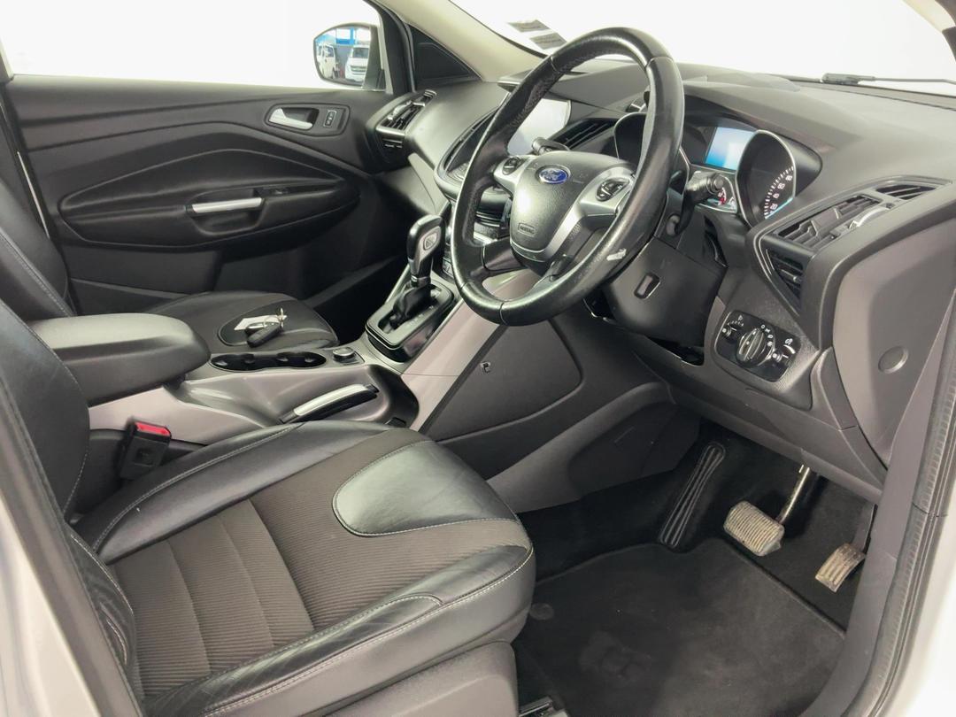Photo '16' of Ford Kuga