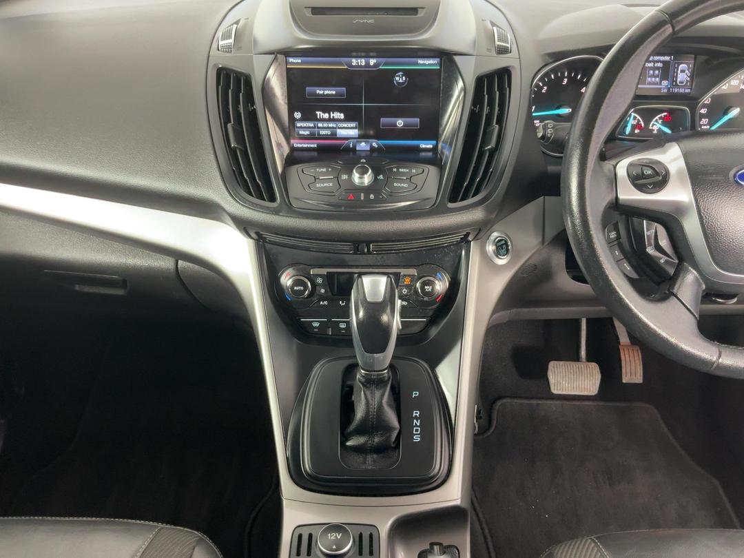 Photo '18' of Ford Kuga