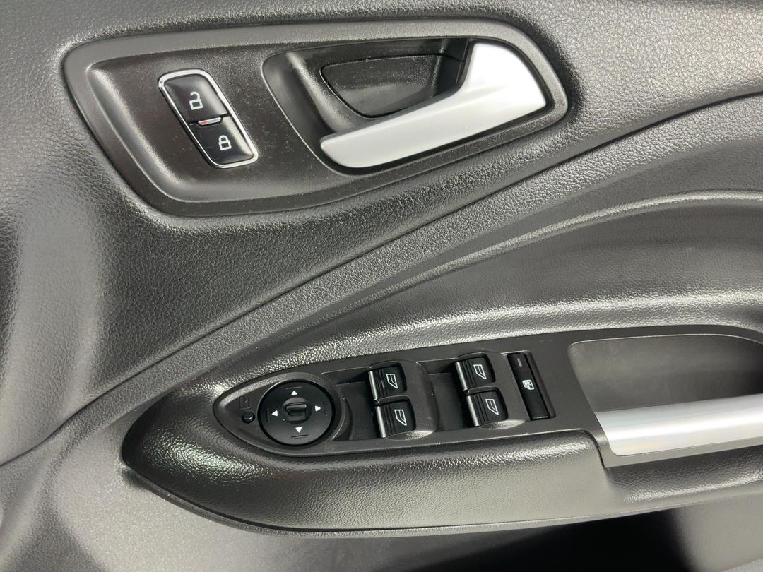 Photo '25' of Ford Kuga