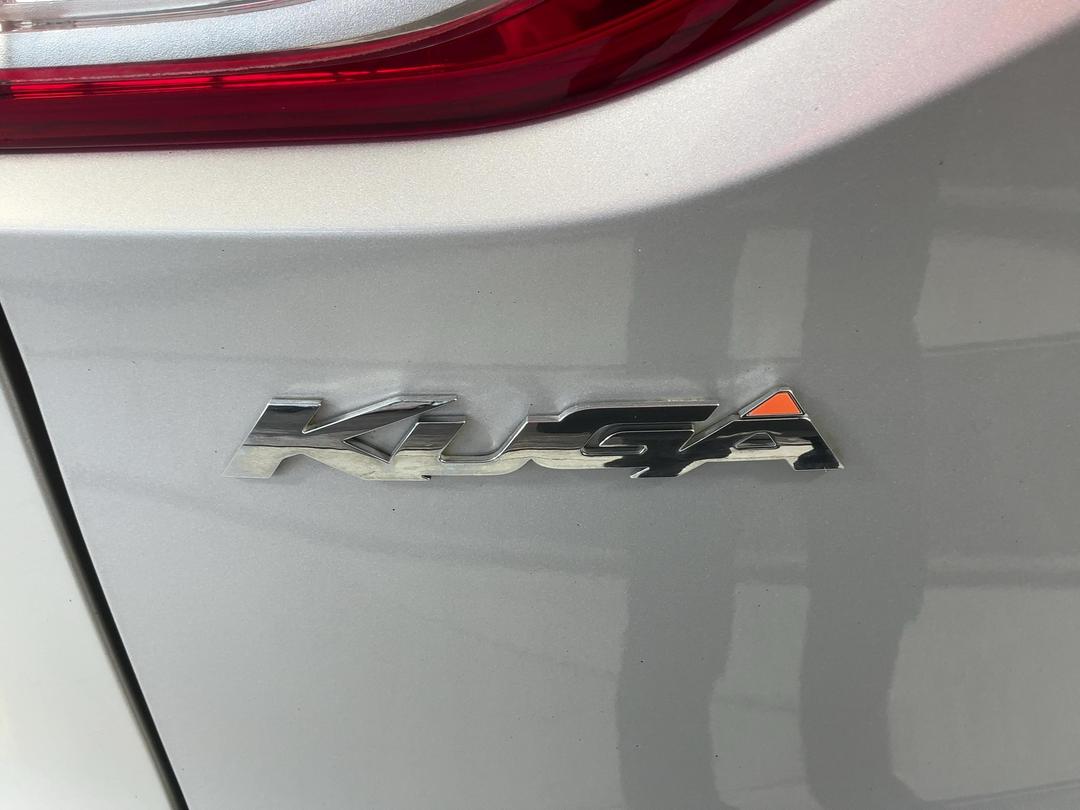 Photo '28' of Ford Kuga