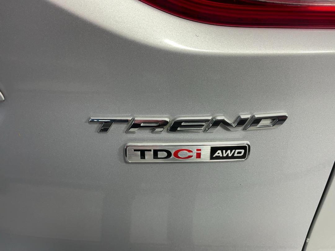 Photo '29' of Ford Kuga