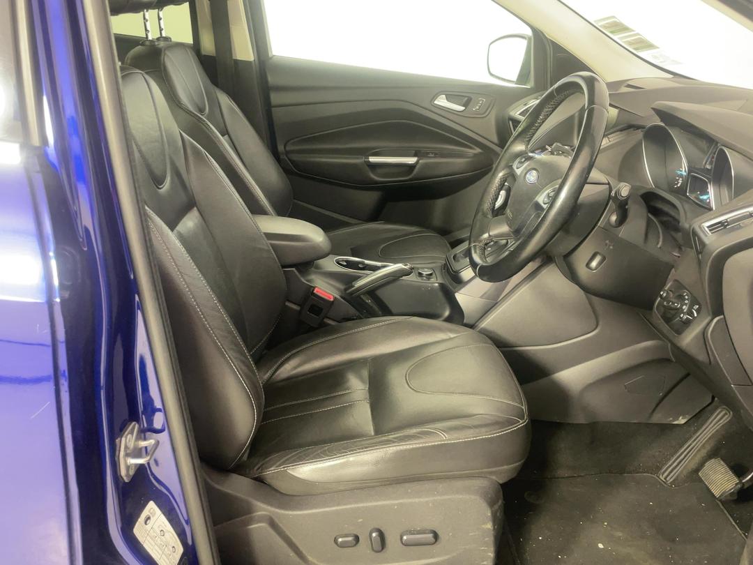 Photo '14' of Ford Kuga Titanium AWD Diesel Photo '14' of Ford Kuga Titanium AWD Diesel