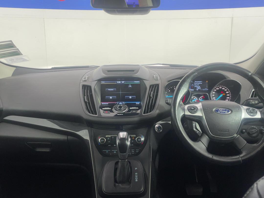 Photo '19' of Ford Kuga Titanium AWD Diesel Photo '19' of Ford Kuga Titanium AWD Diesel