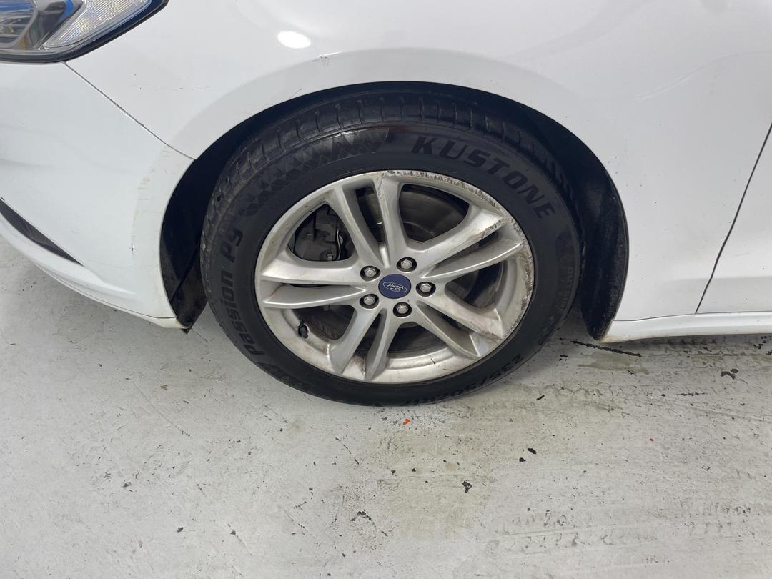 Photo '8' of Ford Mondeo Ambiente WGN Petrol