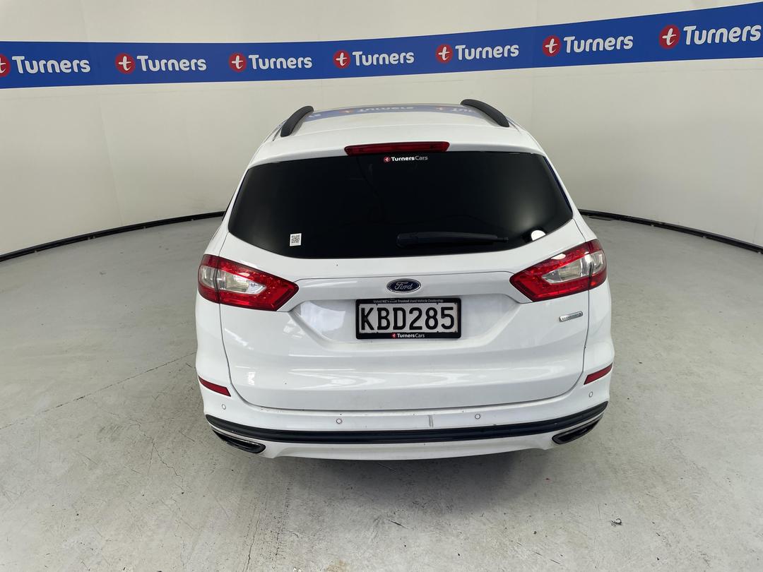 Photo '5' of Ford Mondeo Ambiente WGN Petrol