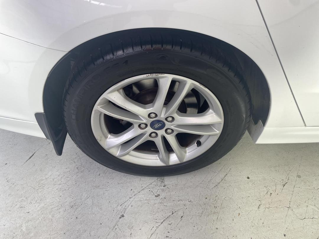 Photo '12' of Ford Mondeo