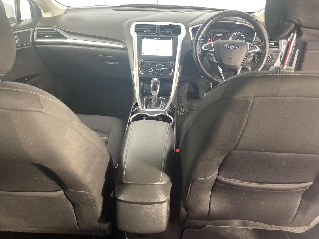 Photo '18' of Ford Mondeo