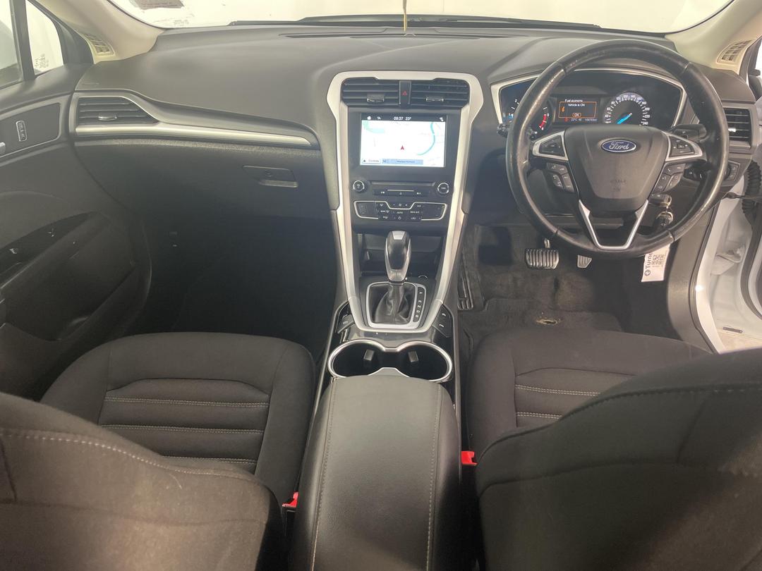 Photo '17' of Ford Mondeo