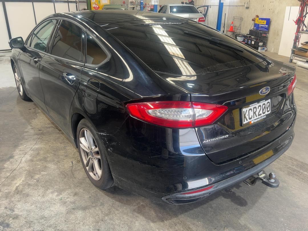 Photo '4' of Ford Mondeo Ambiente 5DR Petrol Photo '4' of Ford Mondeo Ambiente 5DR Petrol