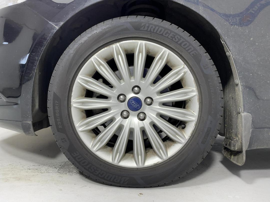 Photo '10' of Ford Mondeo