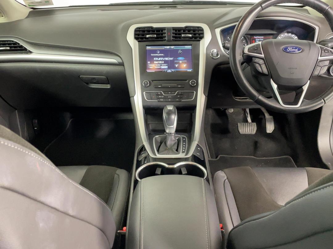 Photo '17' of Ford Mondeo