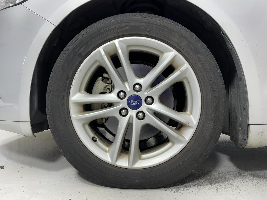 Photo '5' of Ford Mondeo Ambiente 5DR Diesel Photo '5' of Ford Mondeo Ambiente 5DR Diesel