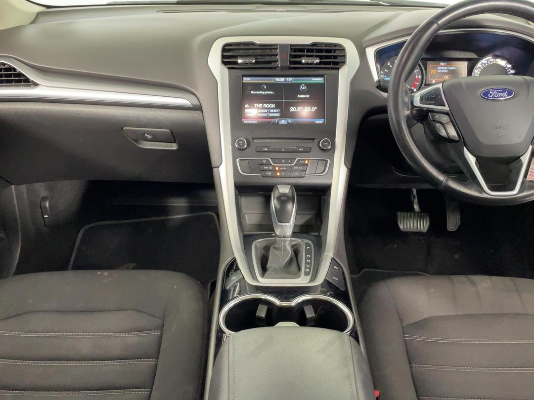 Photo '19' of Ford Mondeo Ambiente 5DR Diesel Photo '19' of Ford Mondeo Ambiente 5DR Diesel
