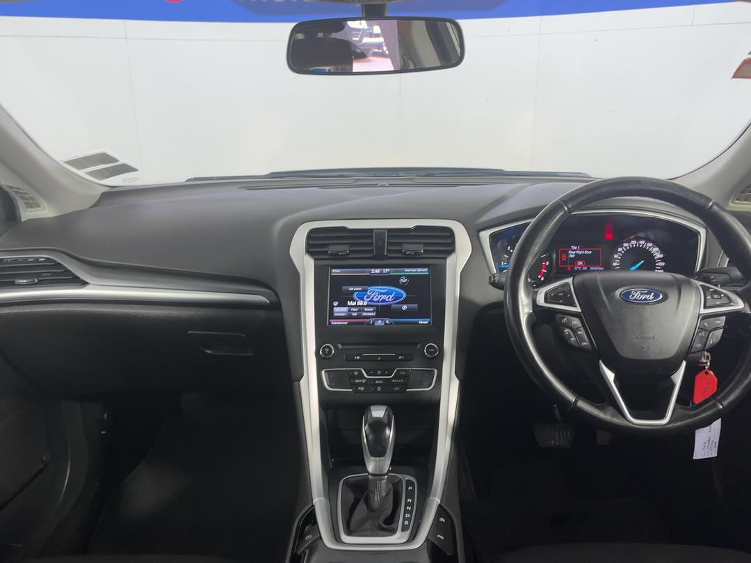 Photo '17' of Ford Mondeo