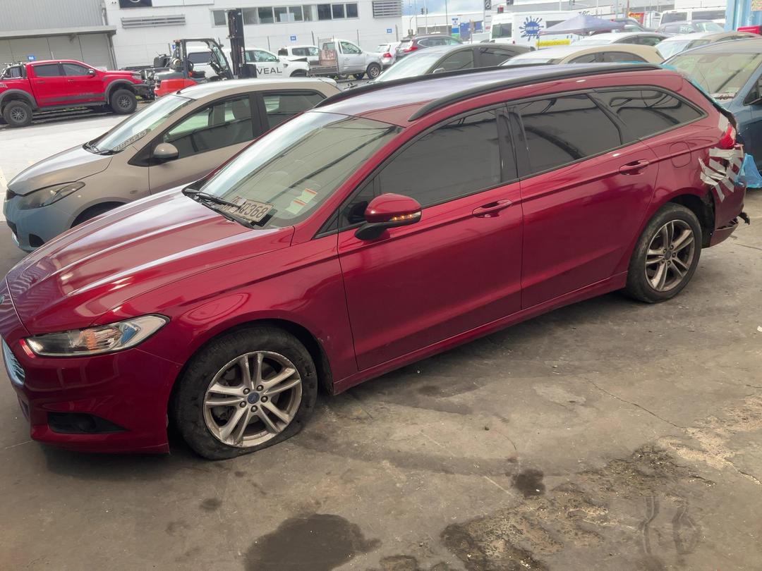 Photo '4' of Ford Mondeo Ambiente WGN Diesel