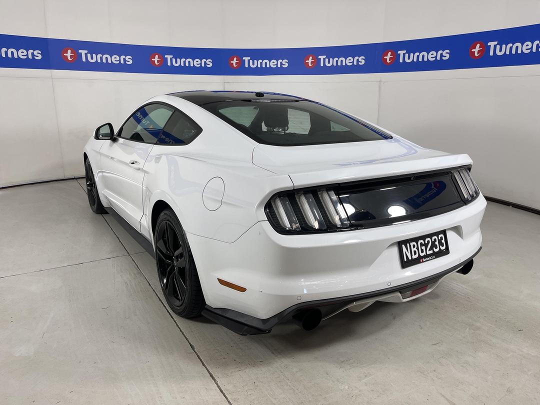 Photo '5' of Ford Mustang