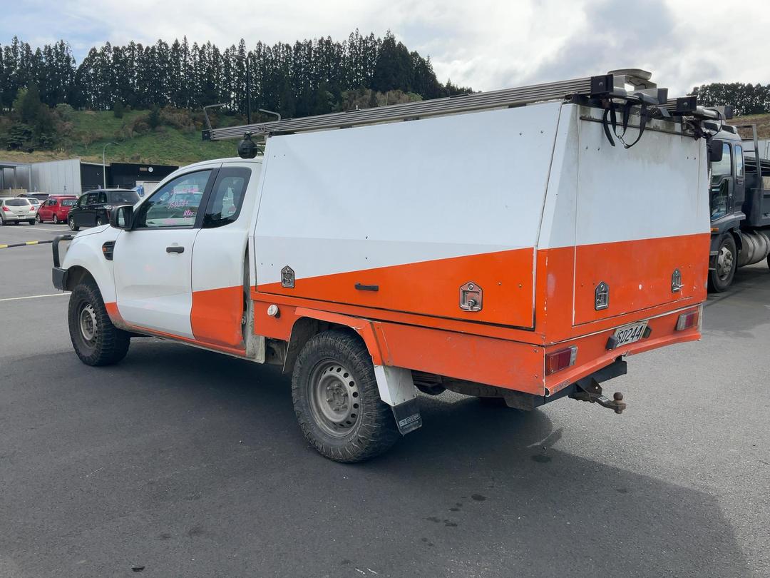 Photo '6' of Ford Ranger XL Super CAB Chassis Photo '6' of Ford Ranger XL Super CAB Chassis