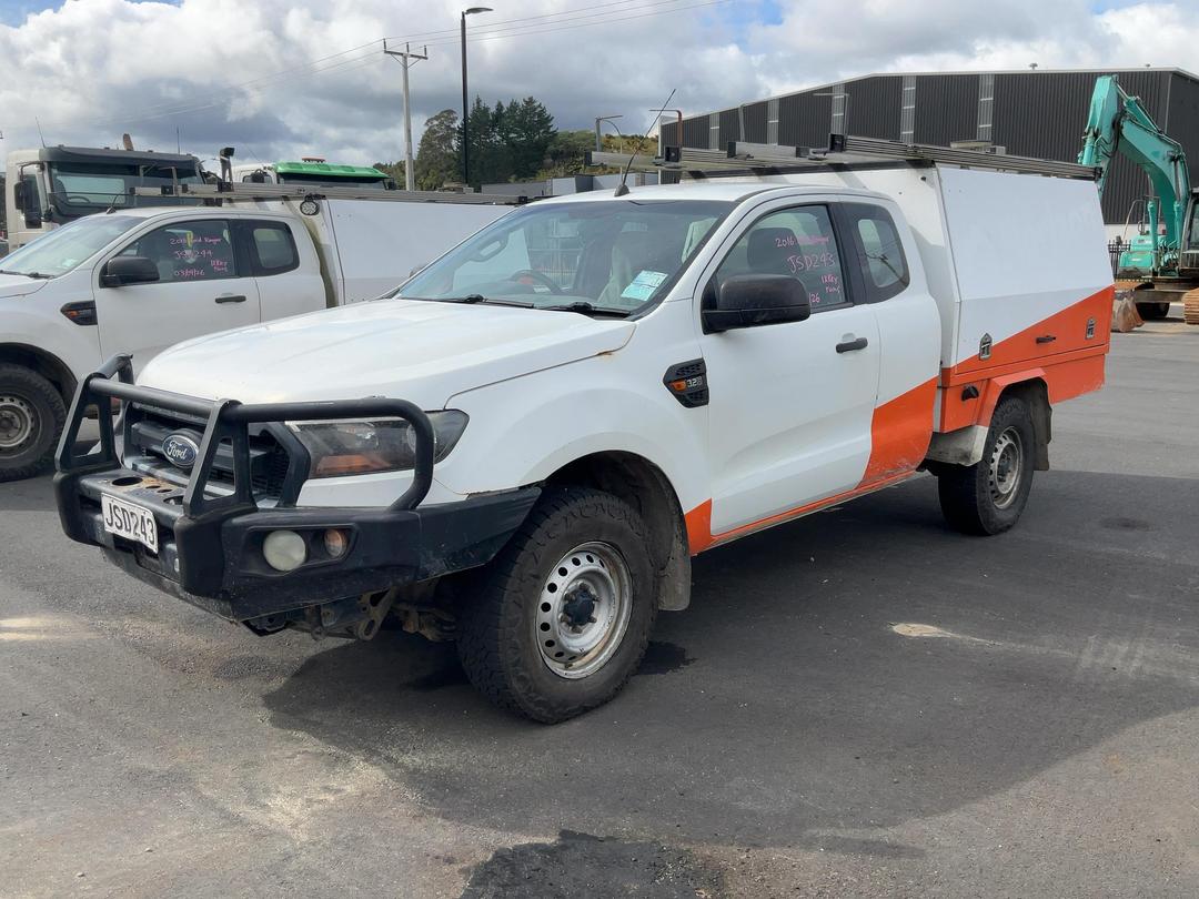 Photo '4' of Ford Ranger XL Super CAB Chassis Photo '4' of Ford Ranger XL Super CAB Chassis