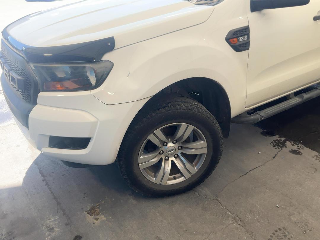 Photo '6' of Ford Ranger XL Double CAB W/S A Photo '6' of Ford Ranger XL Double CAB W/S A