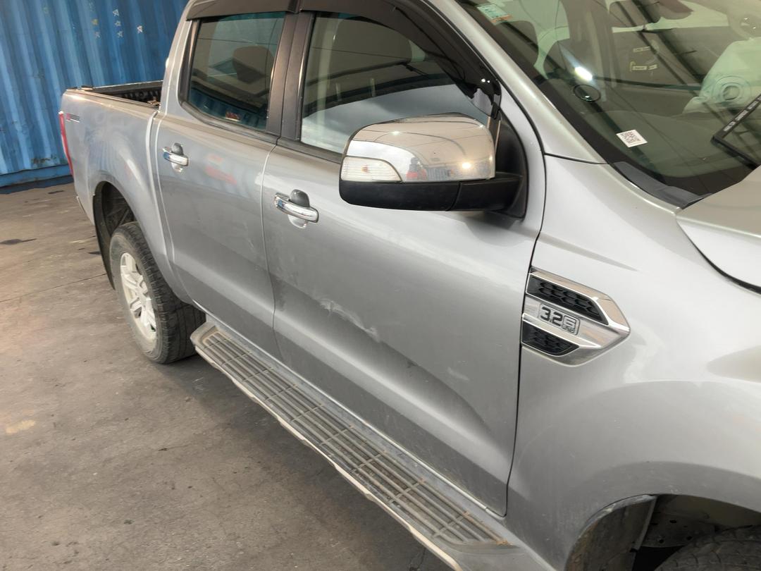 Photo '3' of Ford Ranger XLT Double CAB W/S A Photo '3' of Ford Ranger XLT Double CAB W/S A