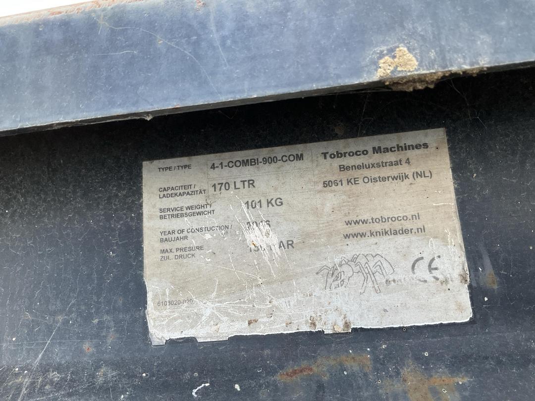 Photo '15' of Giant SK251D SK Skid Steer