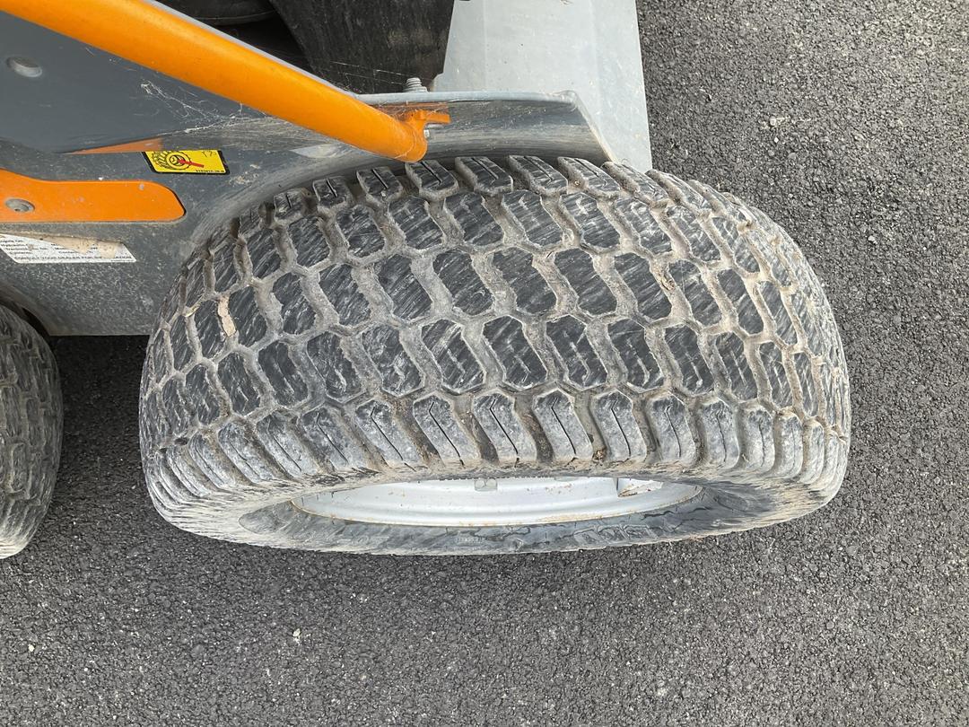 Photo '18' of Giant SK251D SK Skid Steer
