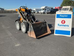 Image of 2016 Giant SK251D SK Skid Steer
