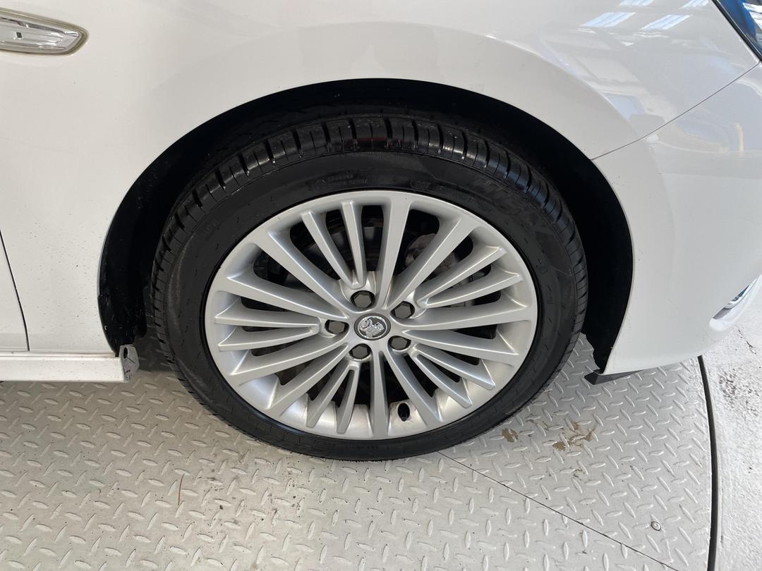 Photo '9' of Holden Astra