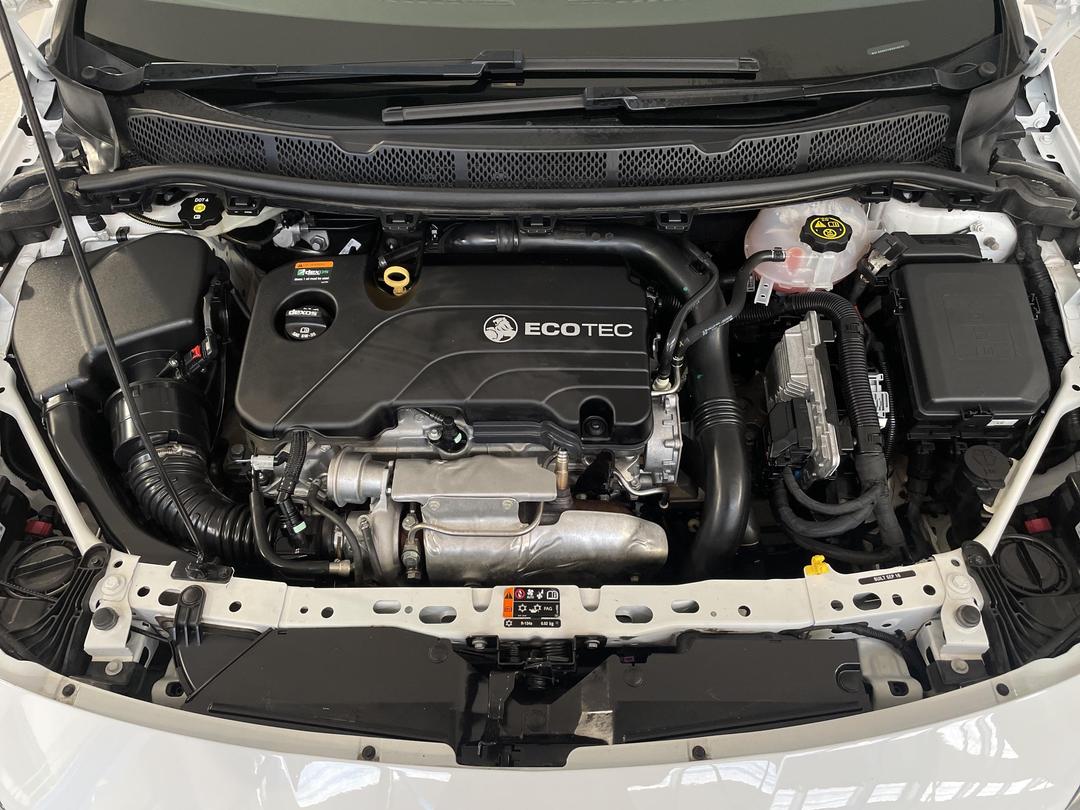 Photo '13' of Holden Astra