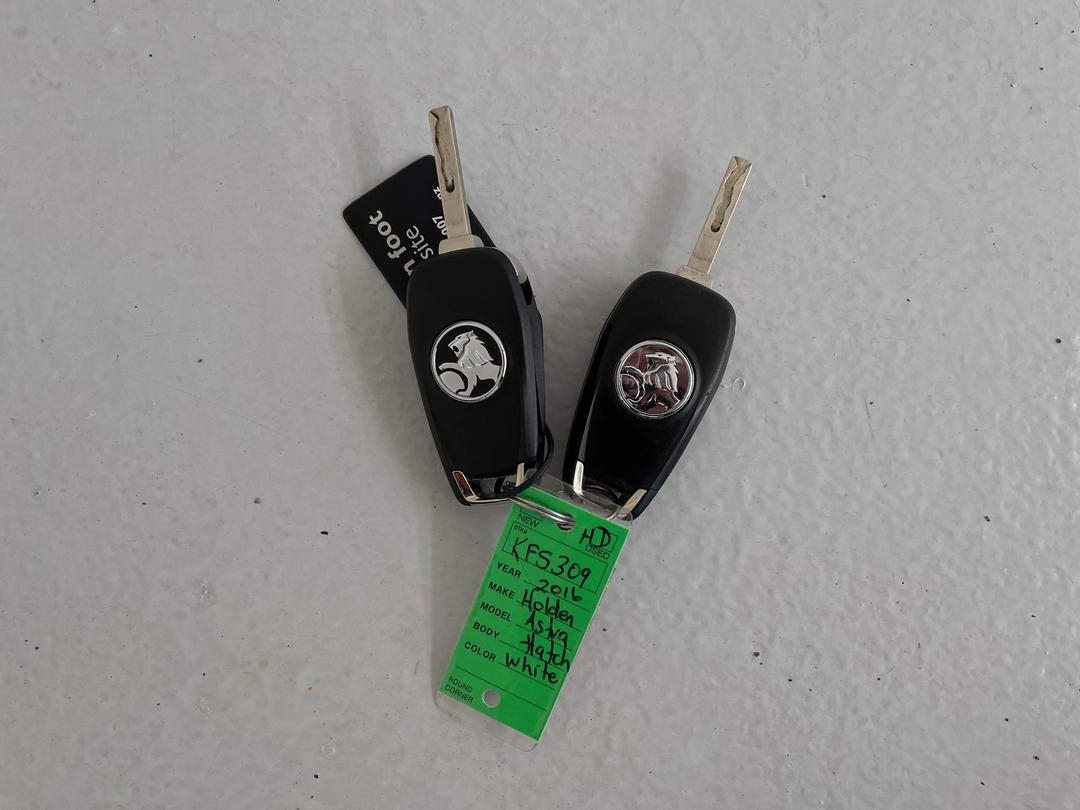 Photo '22' of Holden Astra