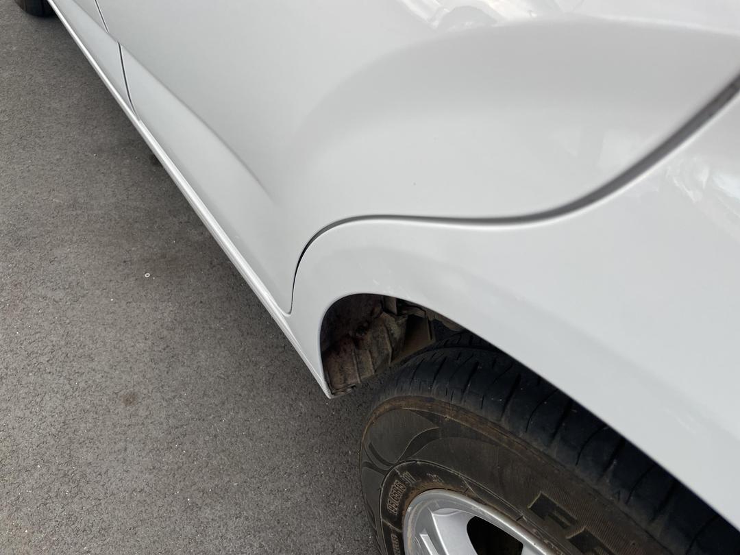 Photo '21' of Holden Barina CD