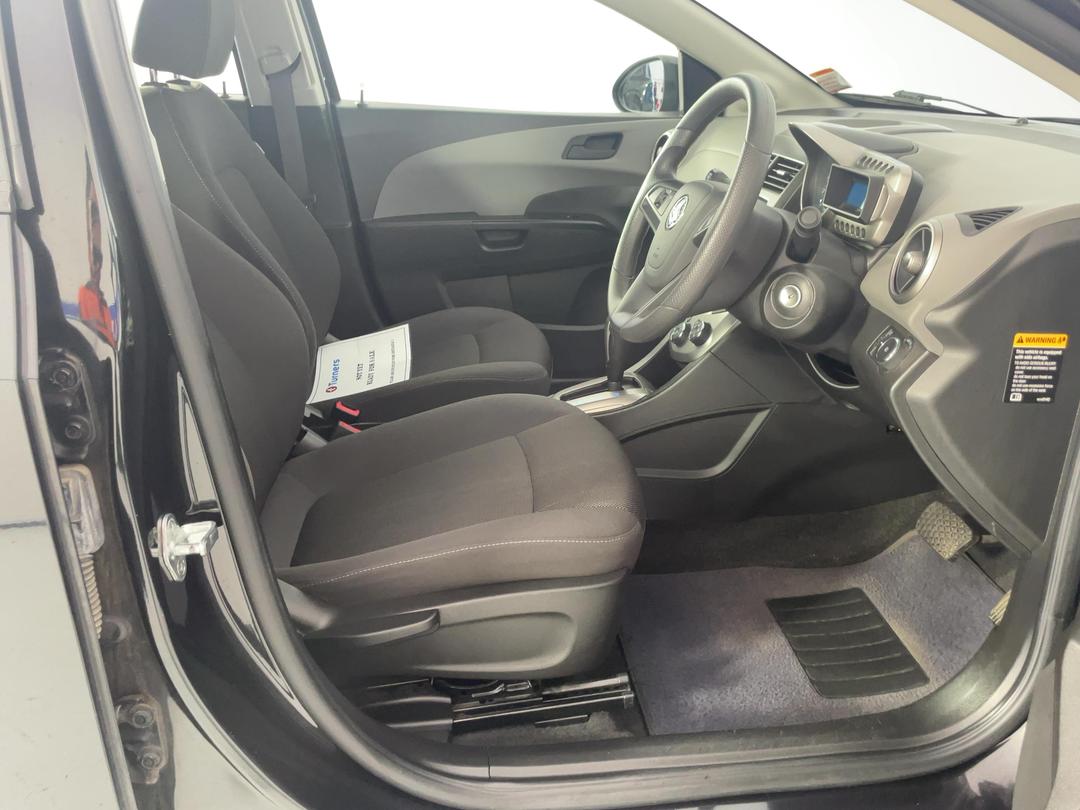 Photo '16' of Holden Barina