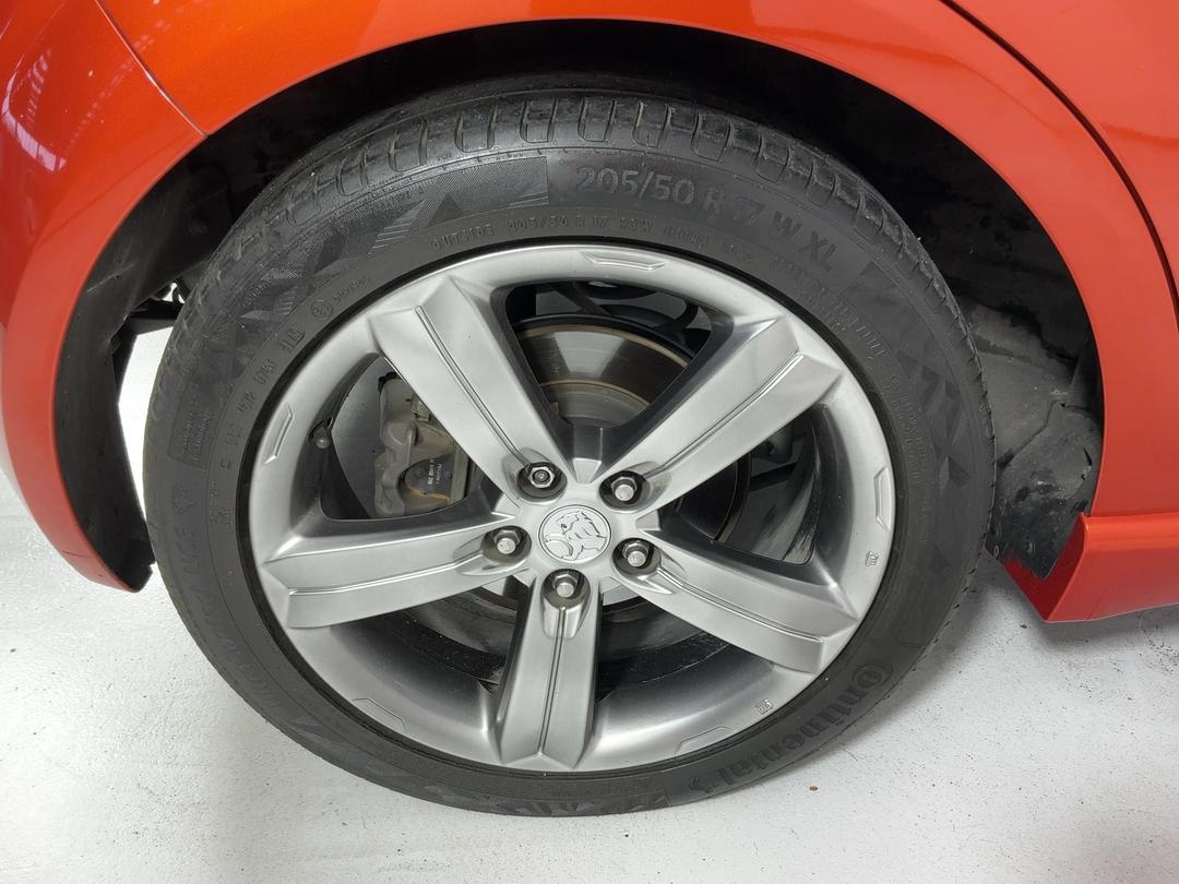 Photo '12' of Holden Barina