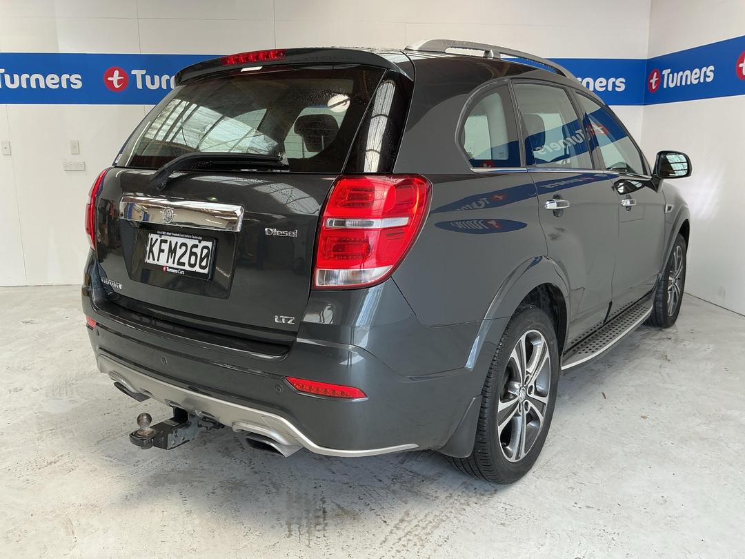 Photo '7' of Holden Captiva 7