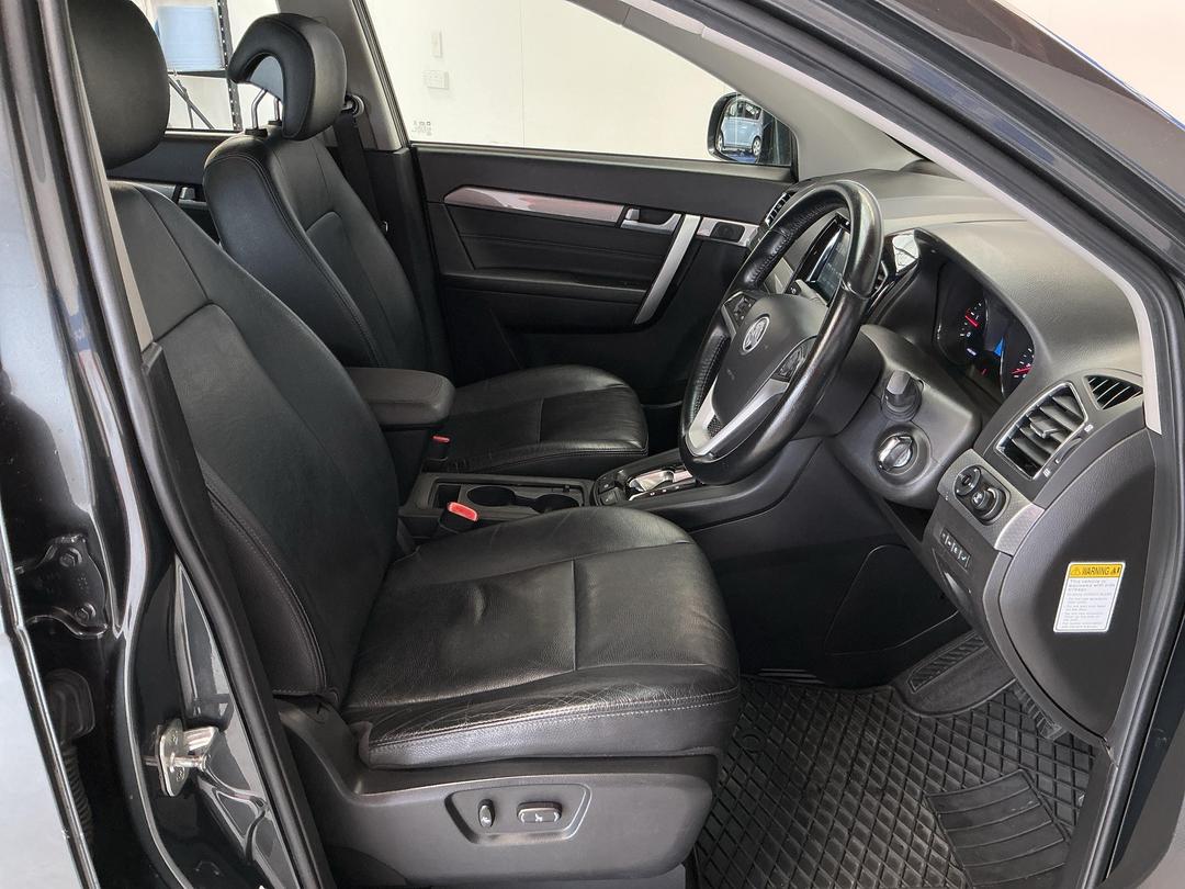 Photo '16' of Holden Captiva 7