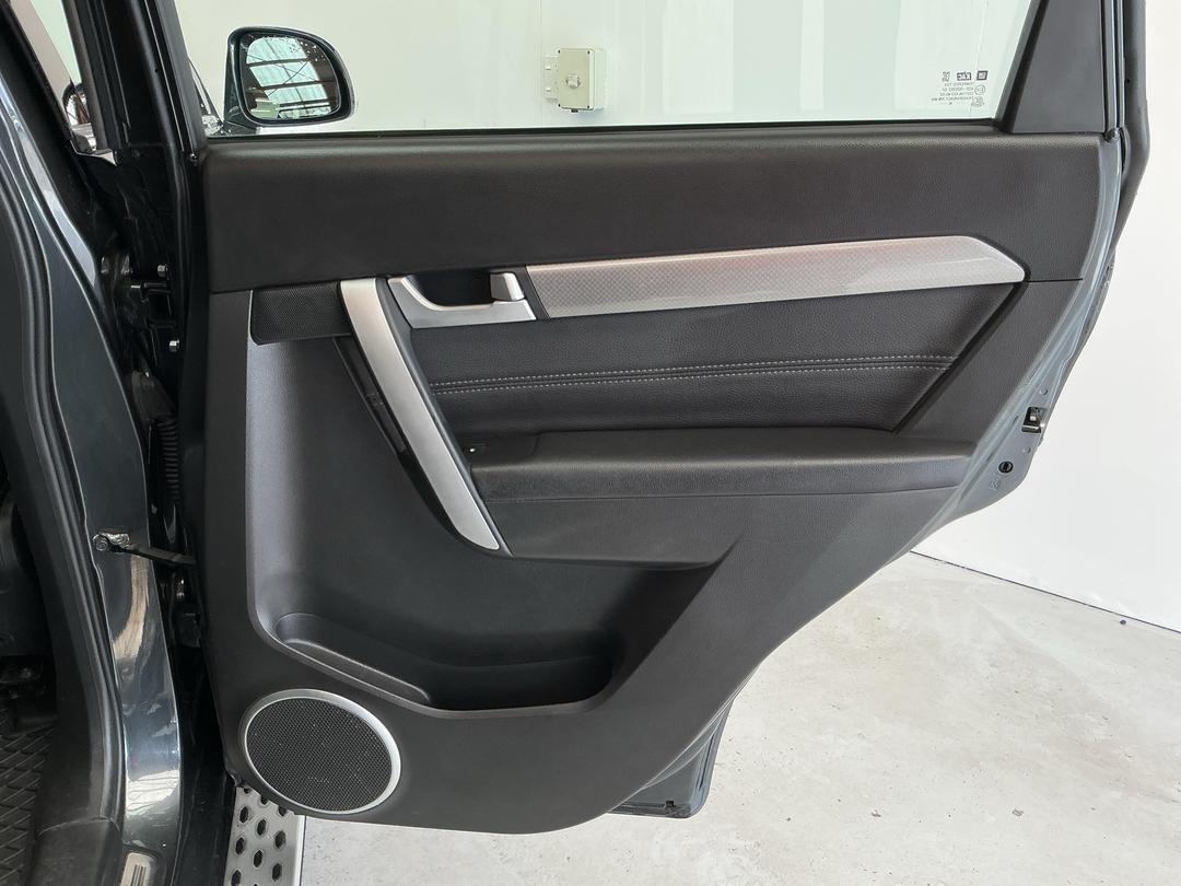 Photo '19' of Holden Captiva 7