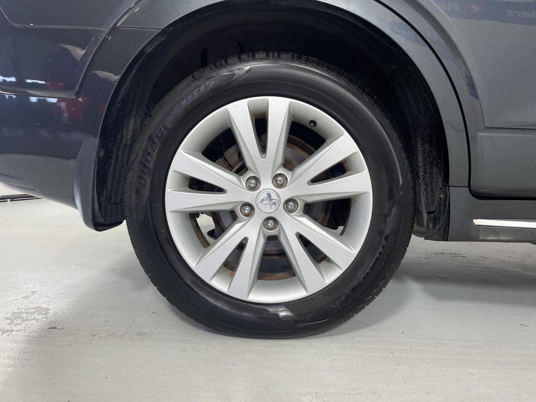 Photo '12' of Holden Captiva 7