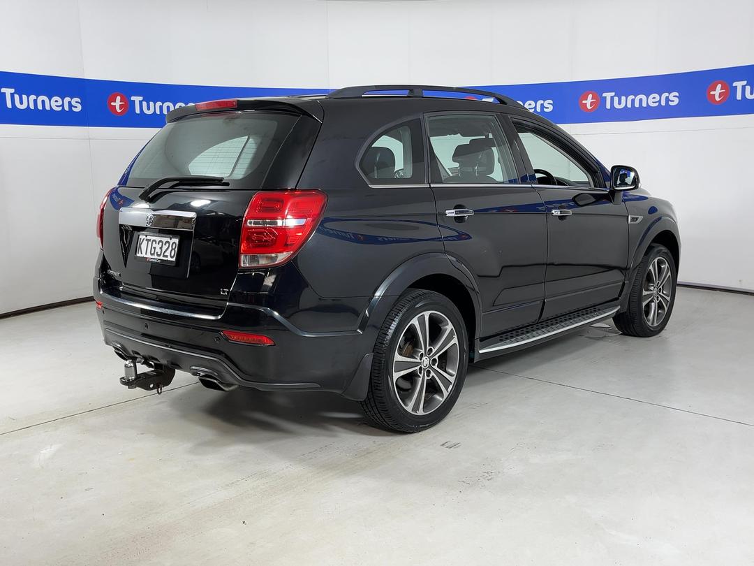Photo '7' of Holden Captiva 7